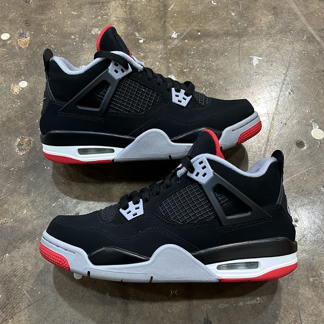 Jordan 4 Bred (2019)