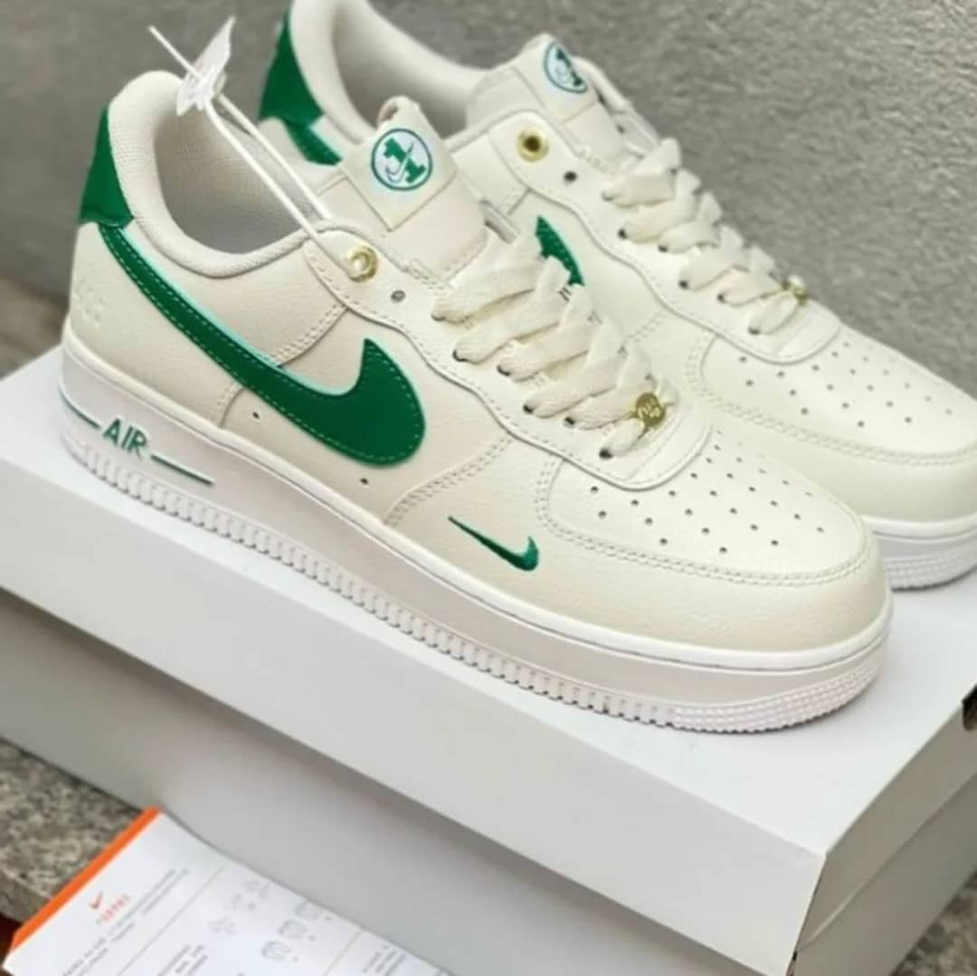 Nike Air Force 1 Low