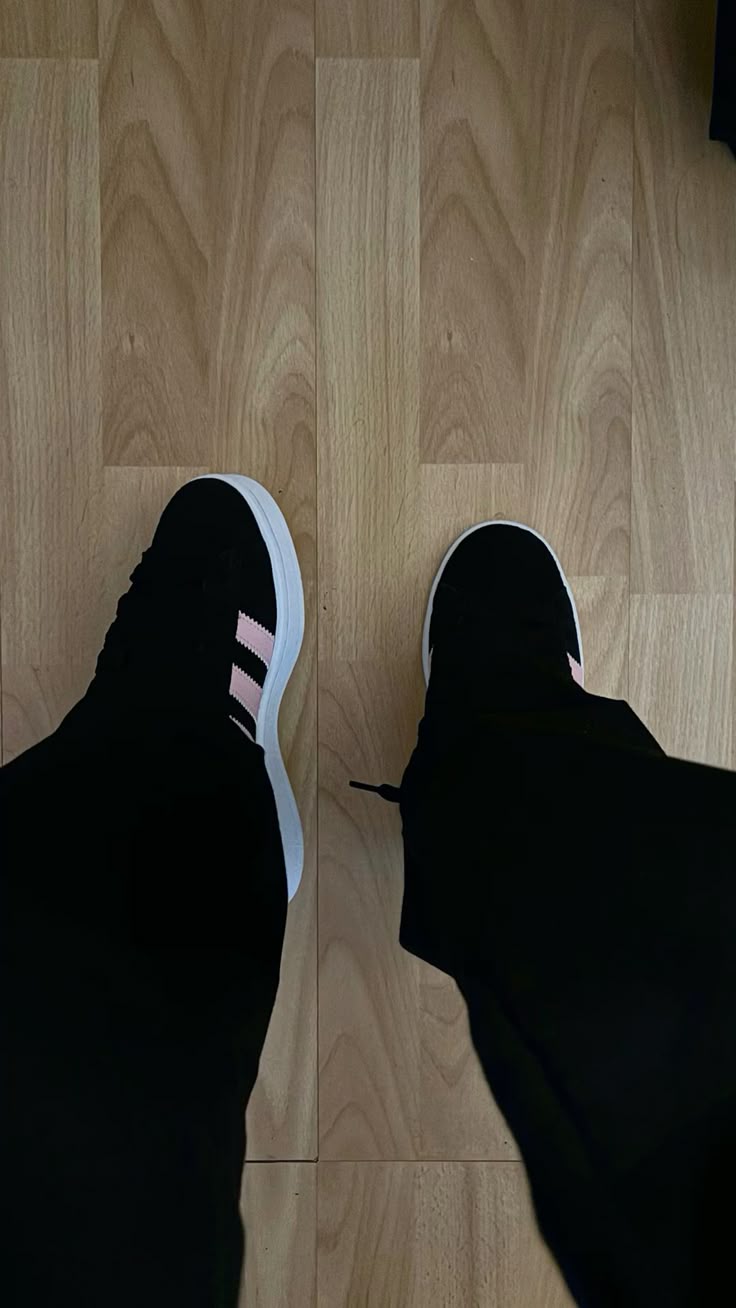 Adidas Campus Black & Pink