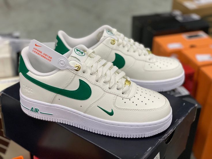 Nike Air Force 1 Low