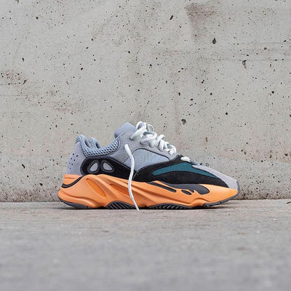 Adidas yeezy 700 (swash orange)