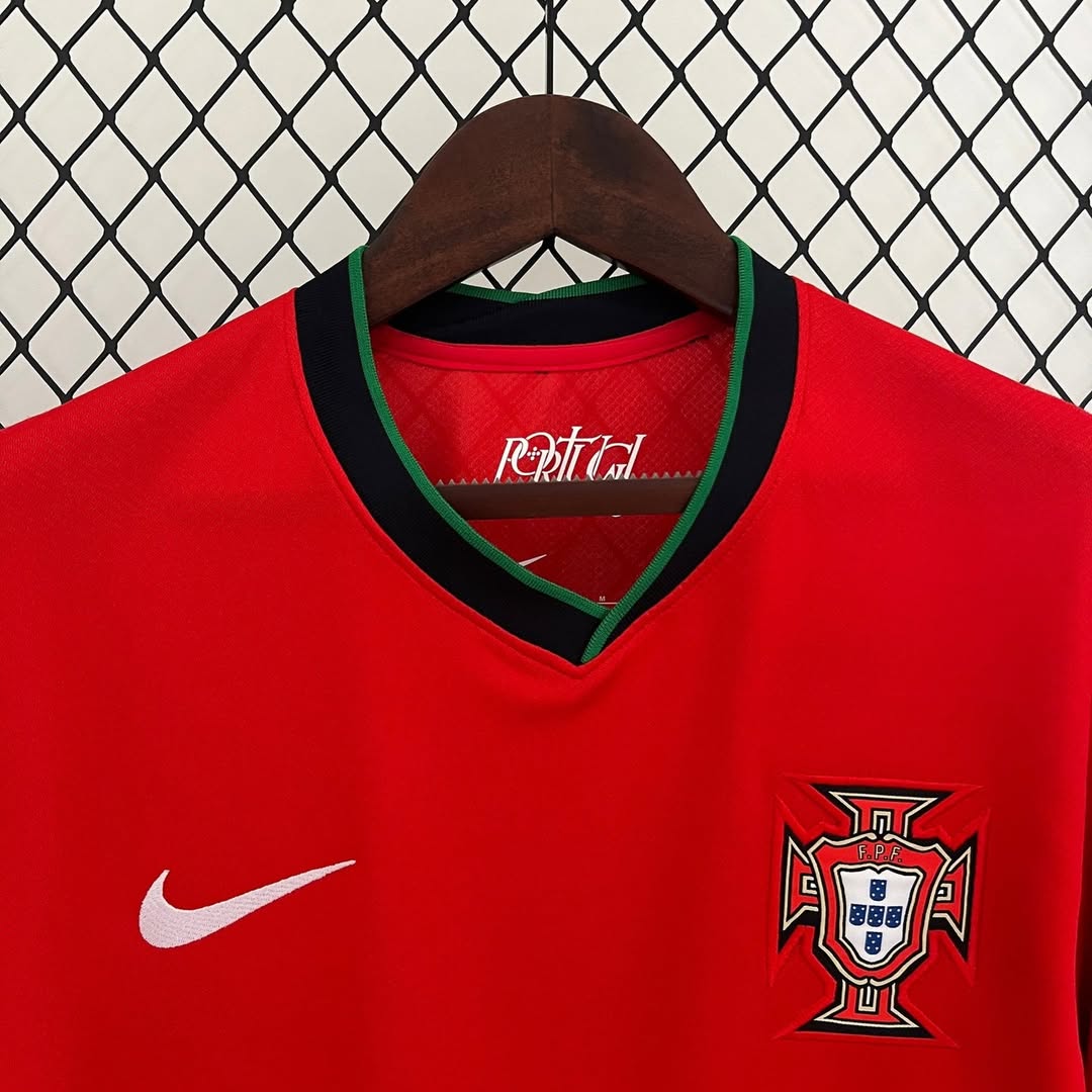 Portugal shirt (red)