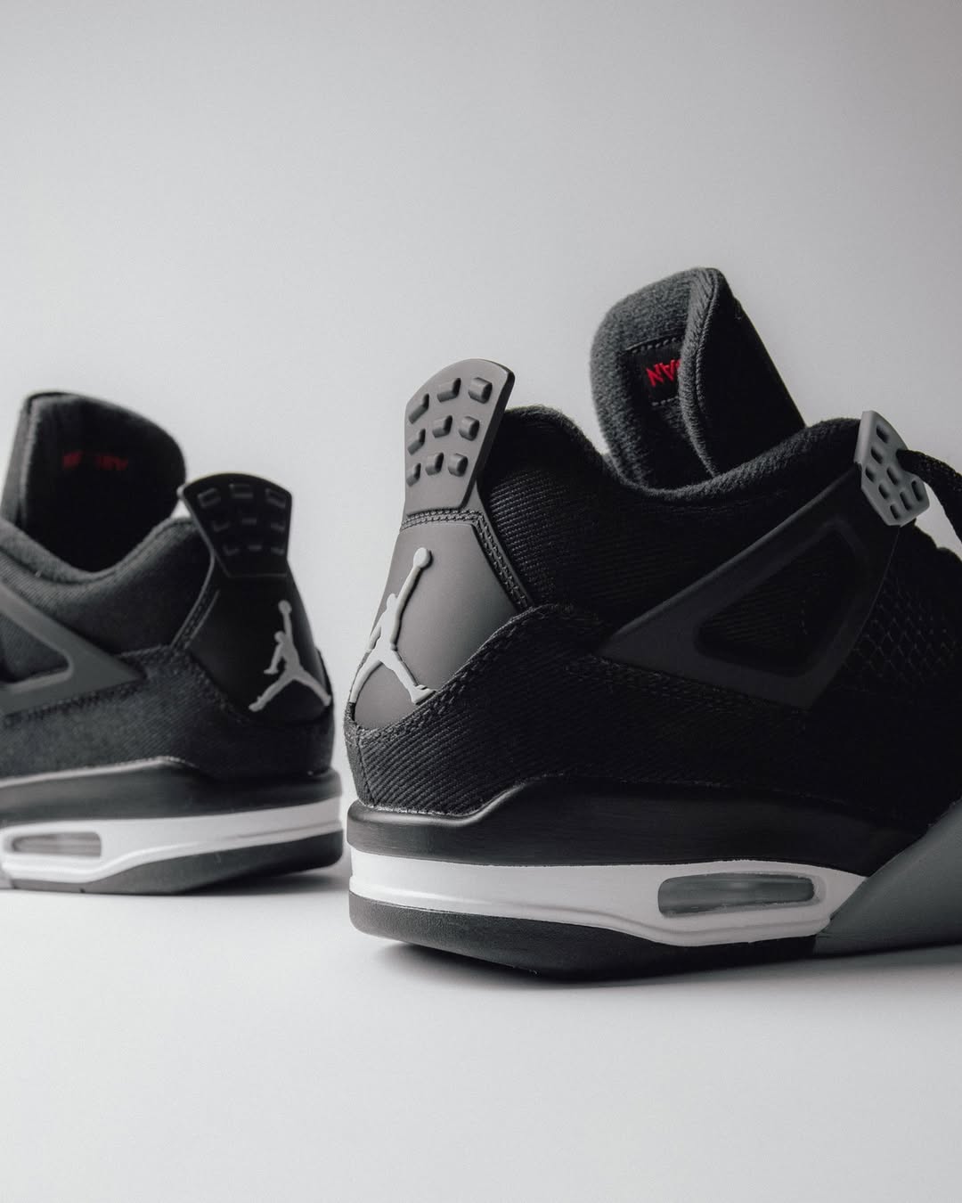 Jordan 4 RM black canvas